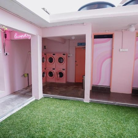 Pink Cabana Hotel George Town Eksteriør billede